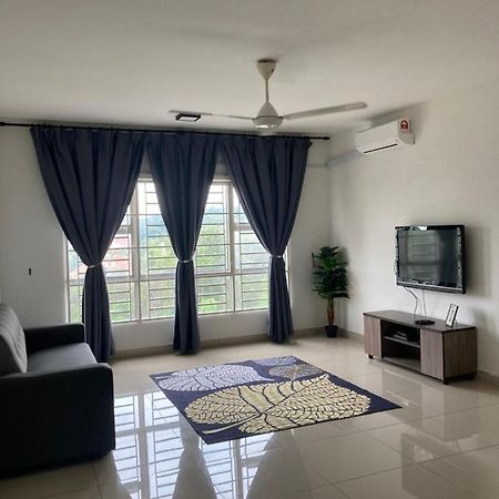 Absyar Homestay Selasih Putrajaya Buitenkant foto
