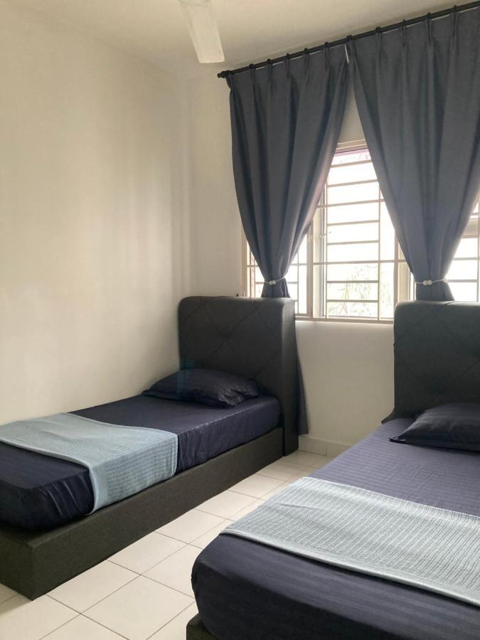 Absyar Homestay Selasih Putrajaya Buitenkant foto