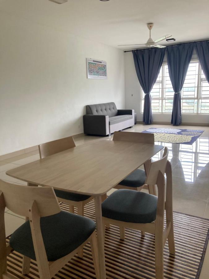 Absyar Homestay Selasih Putrajaya Buitenkant foto